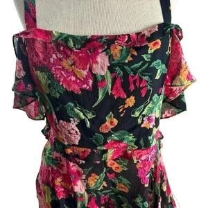 BCBGMAXAZRIA Women chiffon blouse. Off shoulder fitted, asymmetrical. Size M NWT